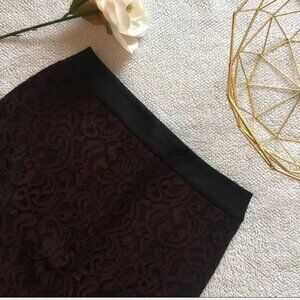 LOFT Lace Pencil Skirt